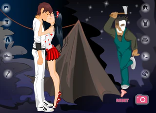 Одевалка опасный поцелуй