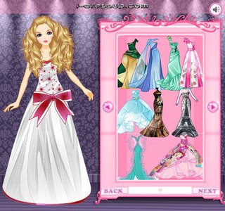 Одевалка Барби в платье