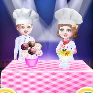 Близнецы готовят летний десерт