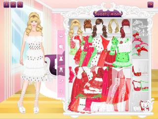 Strawberry Princess Dress Up Game